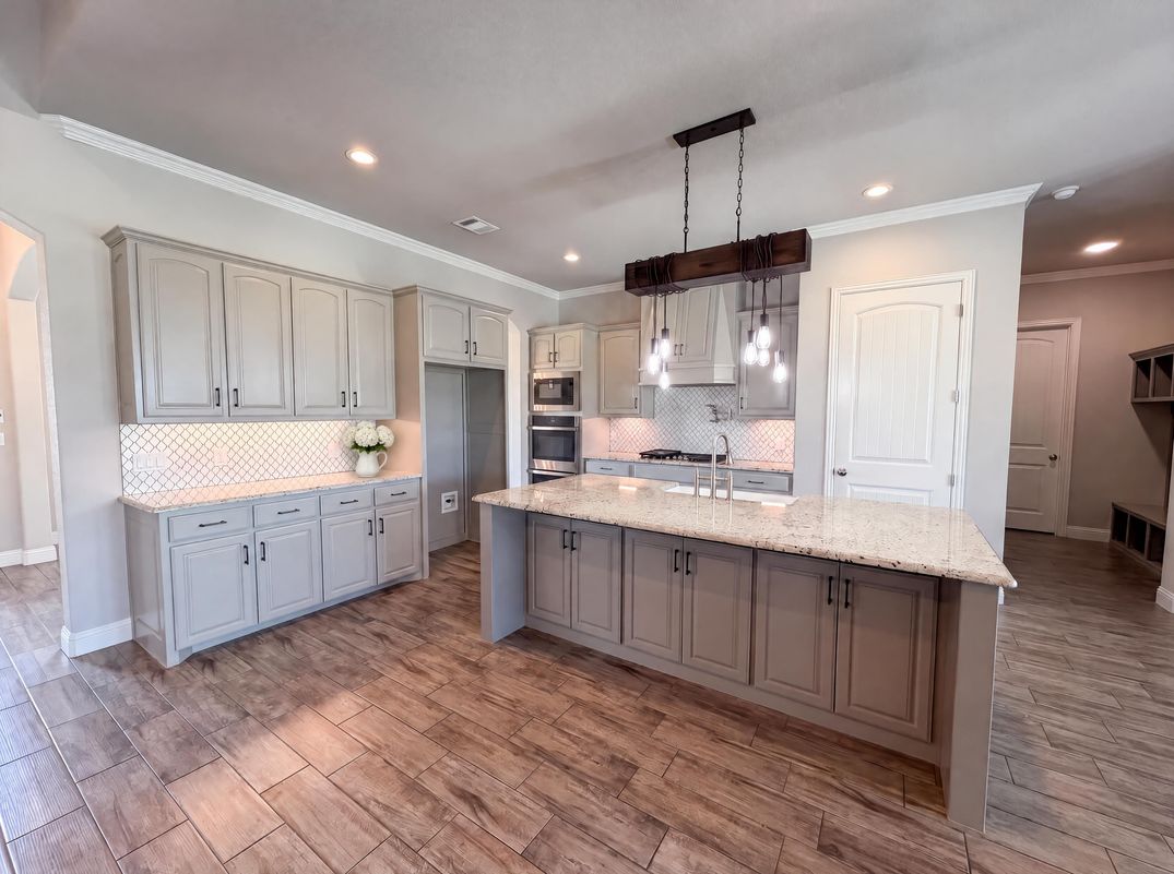 Property photo 2 of 3608 Ridge Point Dr