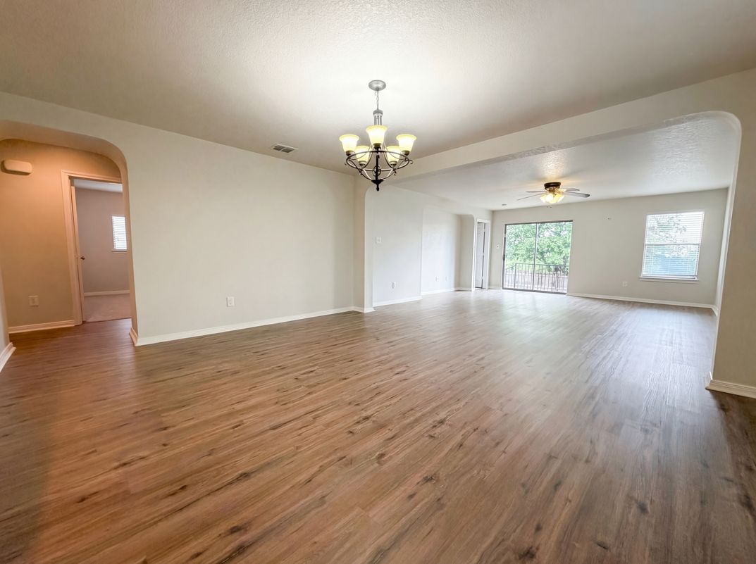 Property photo 3 of 5708 Maxfli Dr