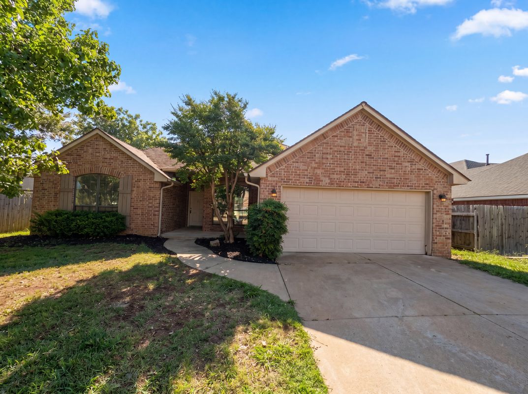 Property photo 1 of 13104 Chadbrooke Pl