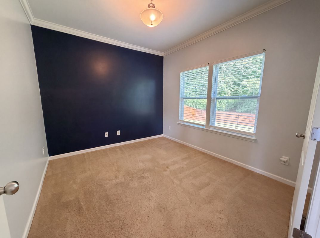 Photo 9 of 19 of 2618 Courtland Dr, Clover, SC