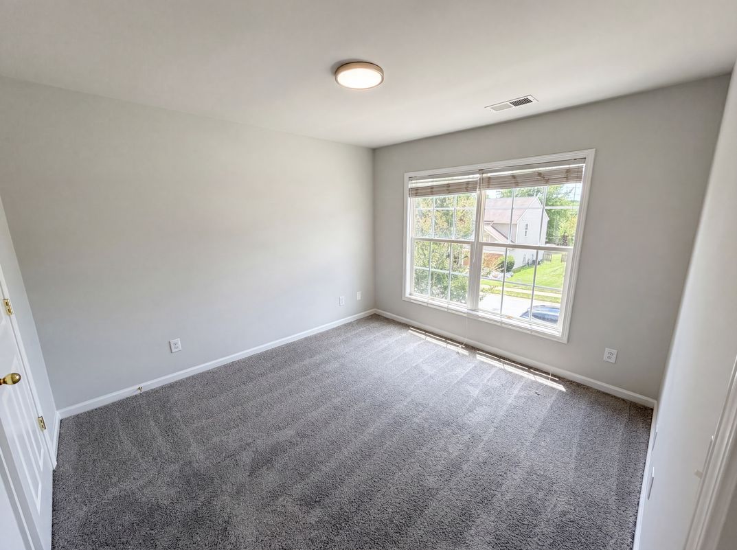 Photo 16 of 30 of 11528 Erwin Ridge Ave, Charlotte, NC