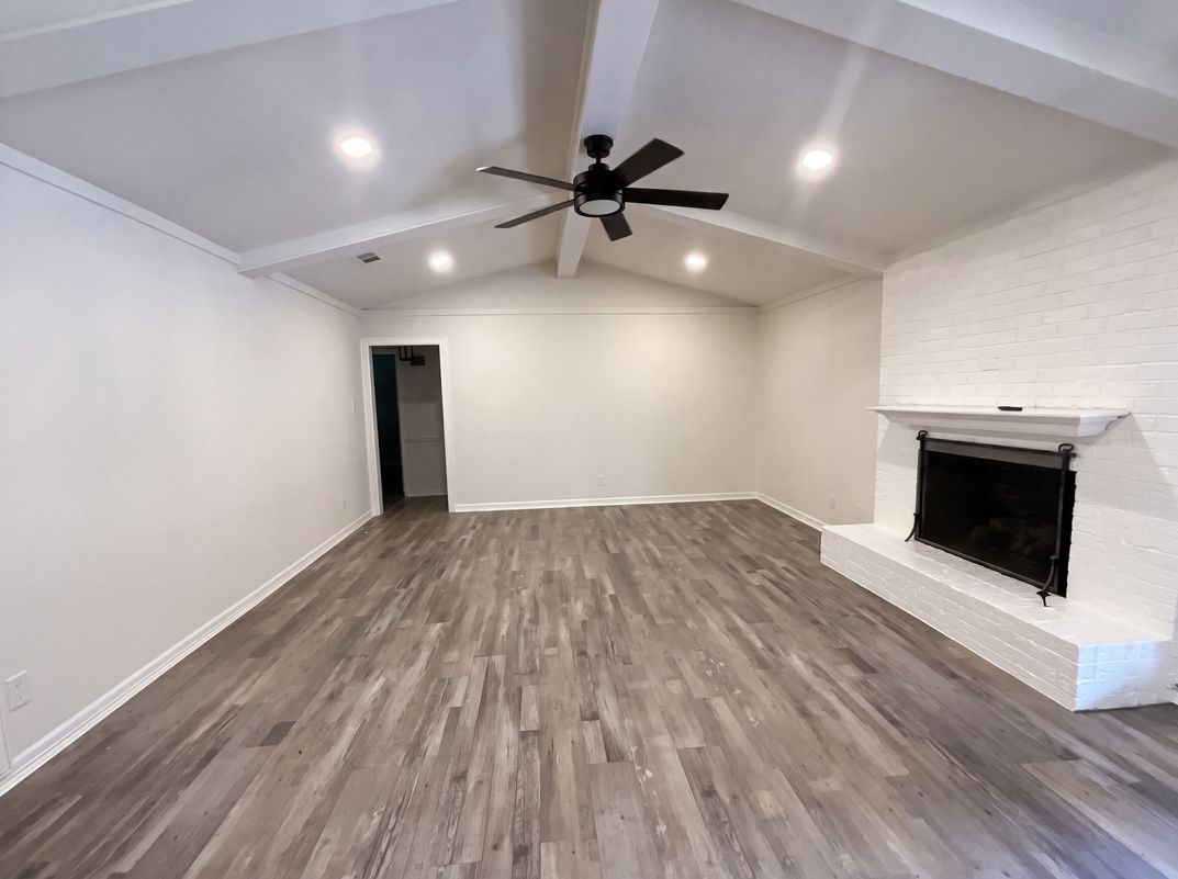 Property photo 3 of 14553 Stone Creek Dr