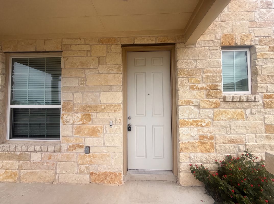 Photo 20 of 22 of 304 Lost Mine Peak Ln, Dripping Springs, TX