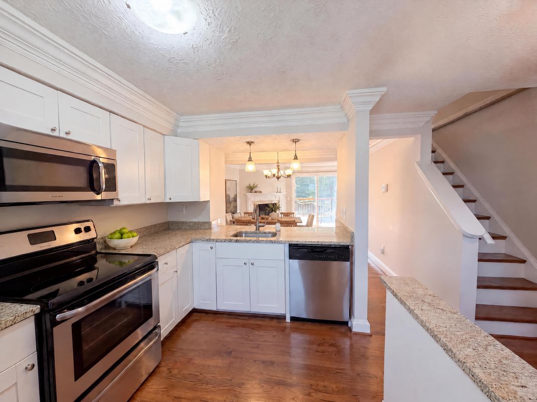 Property photo 2 of 8769 Kanawha Ct