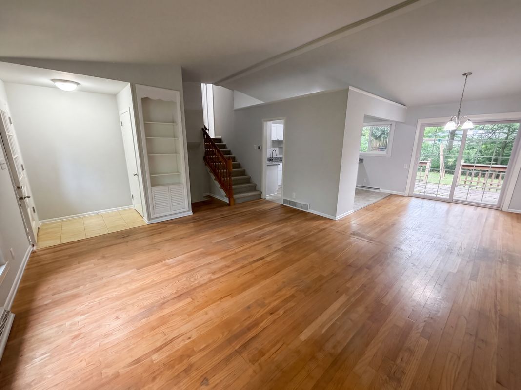 Property photo 3 of 7116 Tina Dr