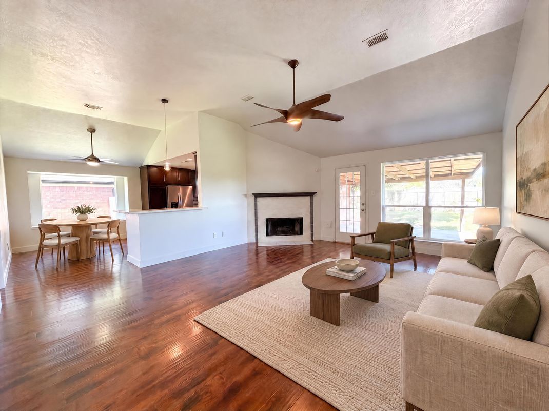 Property photo 3 of 4750 Backenberry Dr