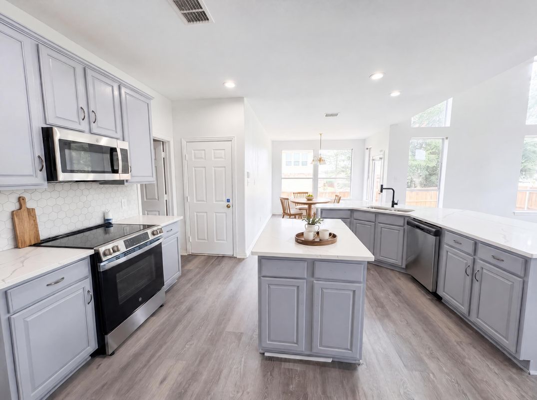 Property photo 2 of 3853 Wintergreen Dr