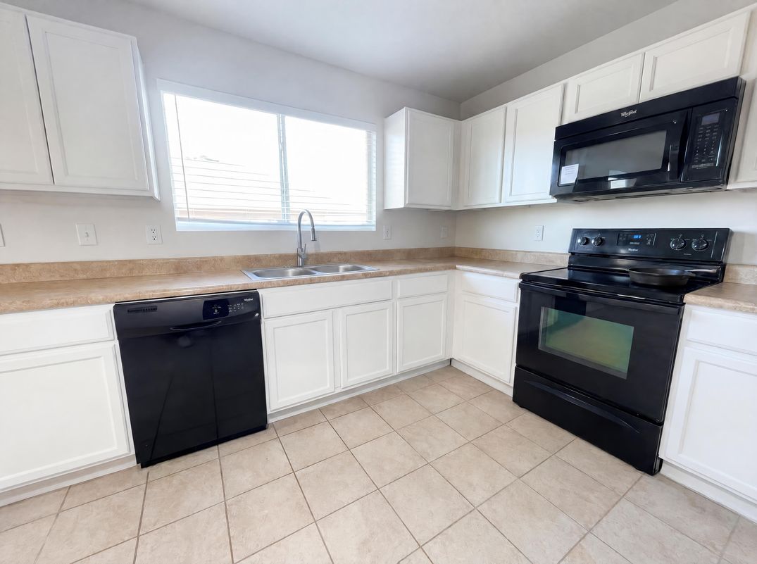 Property photo 2 of 16114 Julep Chase