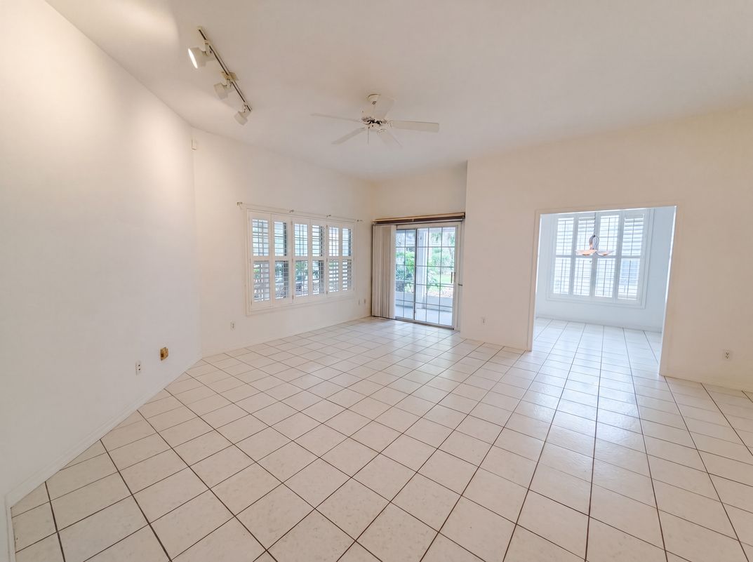 Property photo 3 of 3319 Newbliss Cir