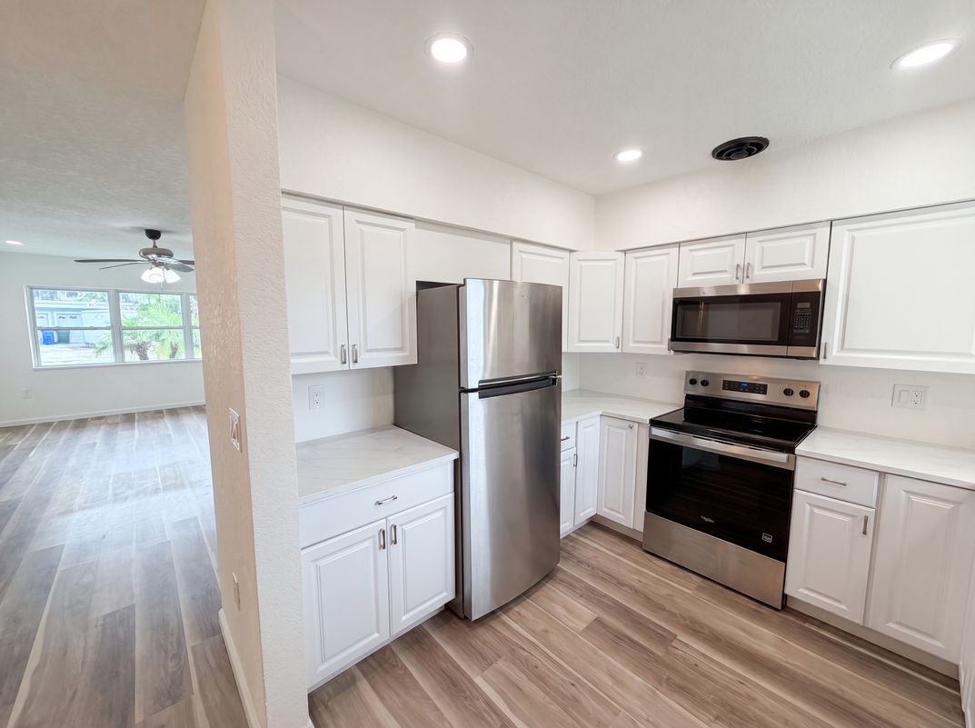 Photo 7 of 19 of 567 Baywood Dr N, Dunedin, FL