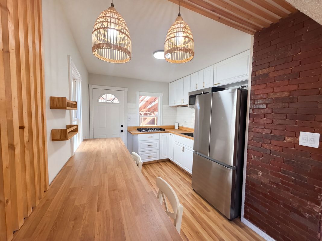 Property photo 2 of 2790 Azelda St