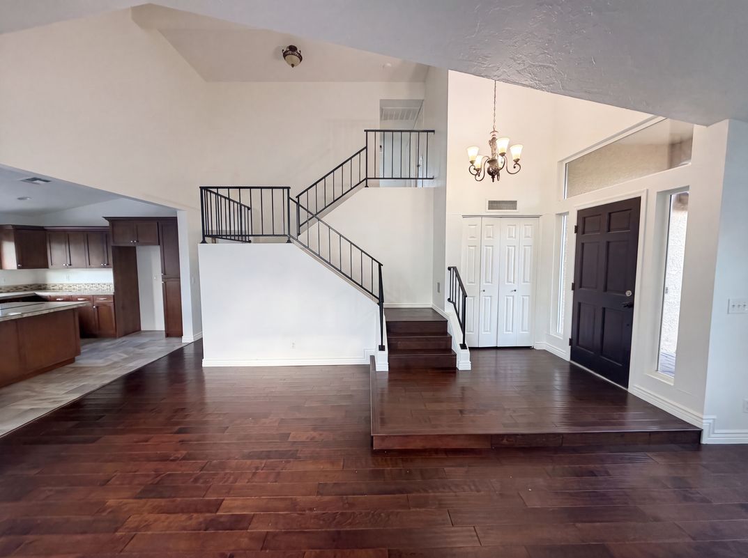 Photo 11 of 28 of 6115 W Port Au Prince Ln, Glendale, AZ