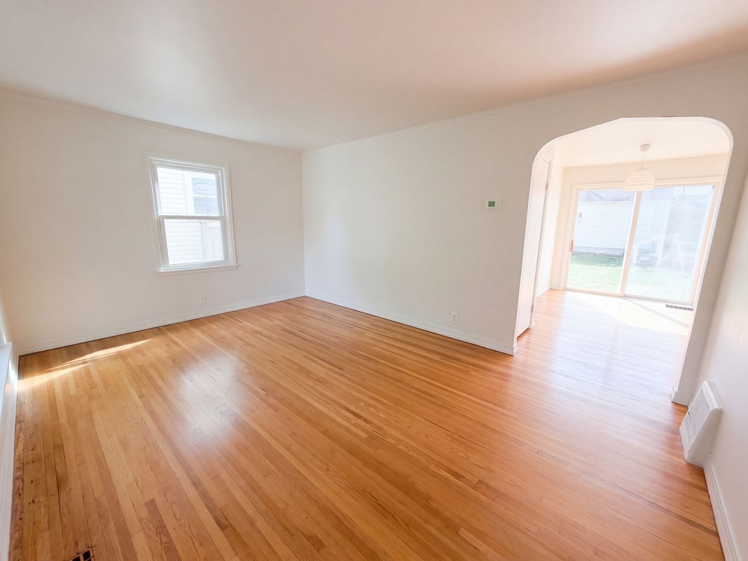 Property photo 3 of 7221 Minnetonka Blvd
