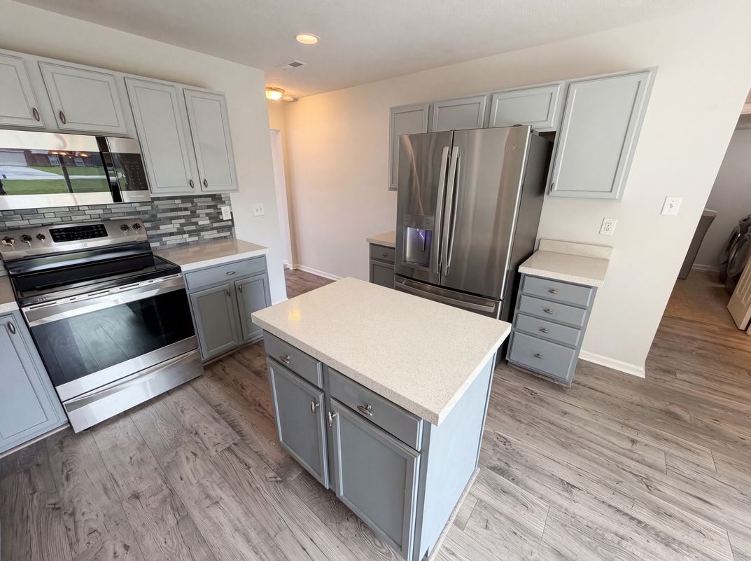 Property photo 2 of 7910 Arvada Pl