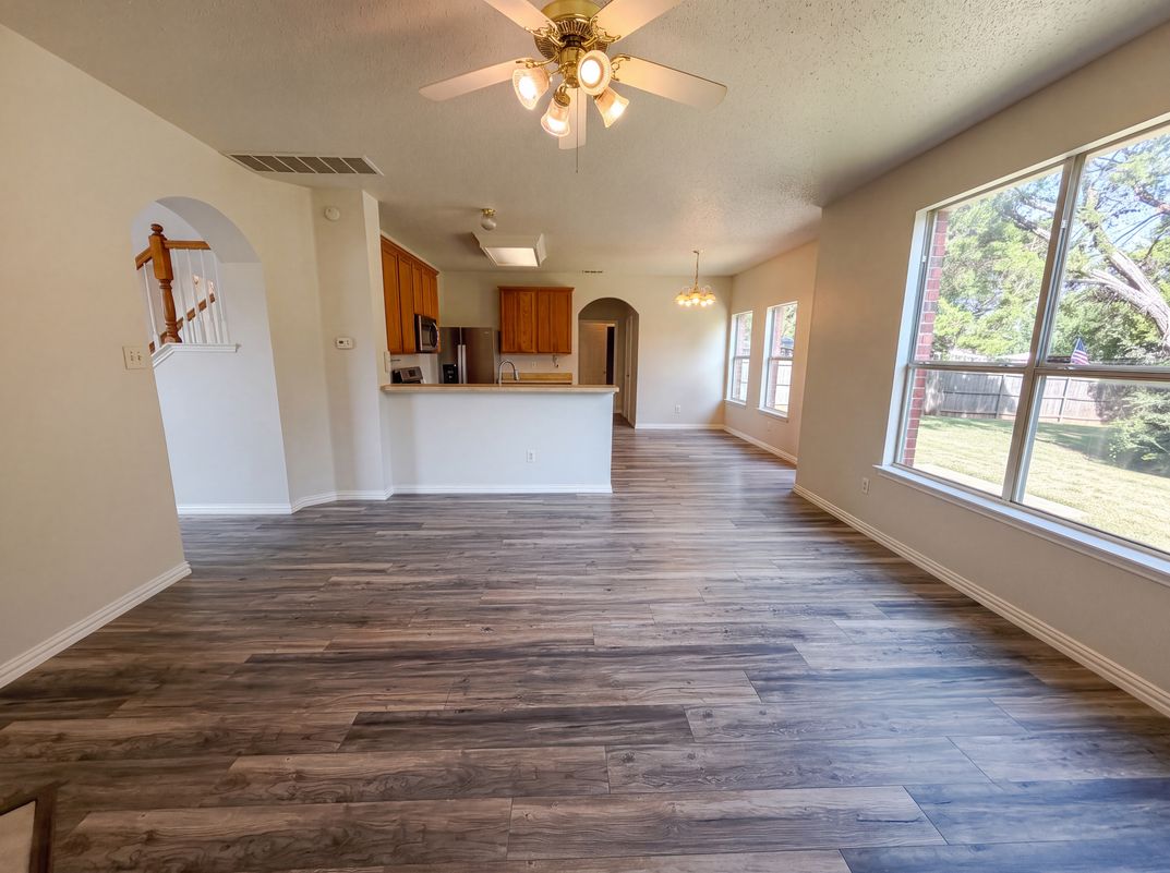 Property photo 3 of 448 N Waterford Oaks Dr