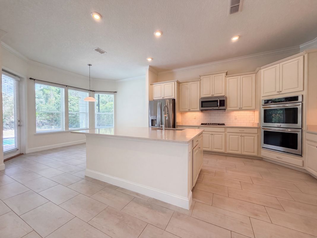Property photo 2 of 15 San Nueve Cir