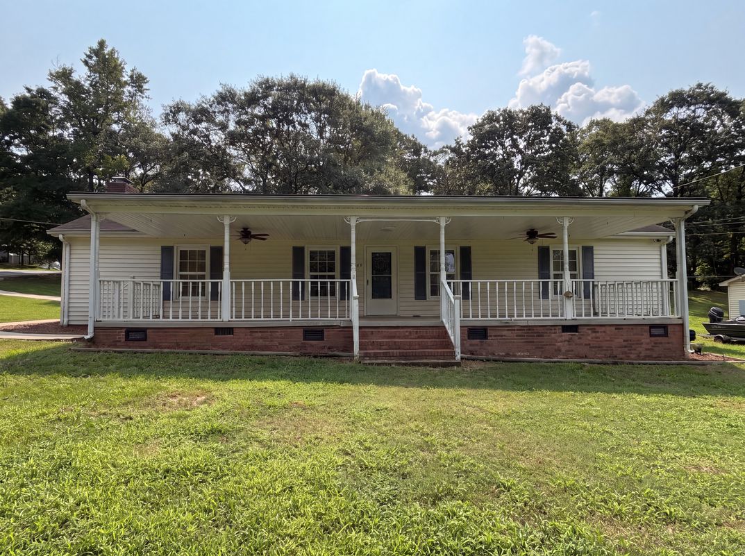 Property photo 1 of 529 Timberlane Dr