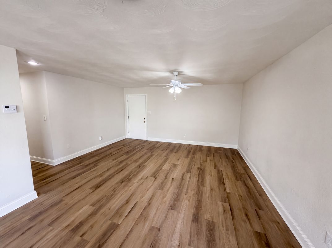 Property photo 3 of 160 Carib Dr