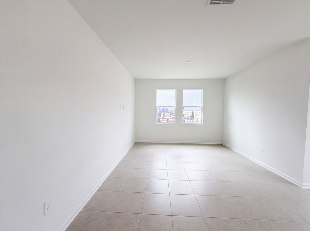 Property photo 3 of 3102 Kurtz Ter