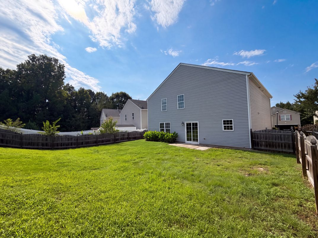 Photo 5 of 23 of 802 Bartram Ave, Concord, NC
