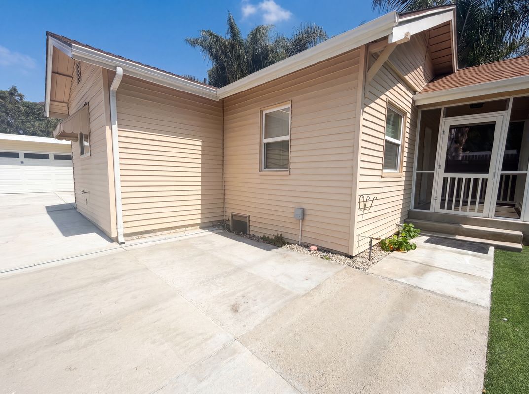 Photo 14 of 21 of 3595 Somis Rd, Somis, CA