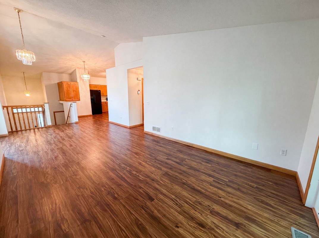 Property photo 3 of 5317 140th Ave NW