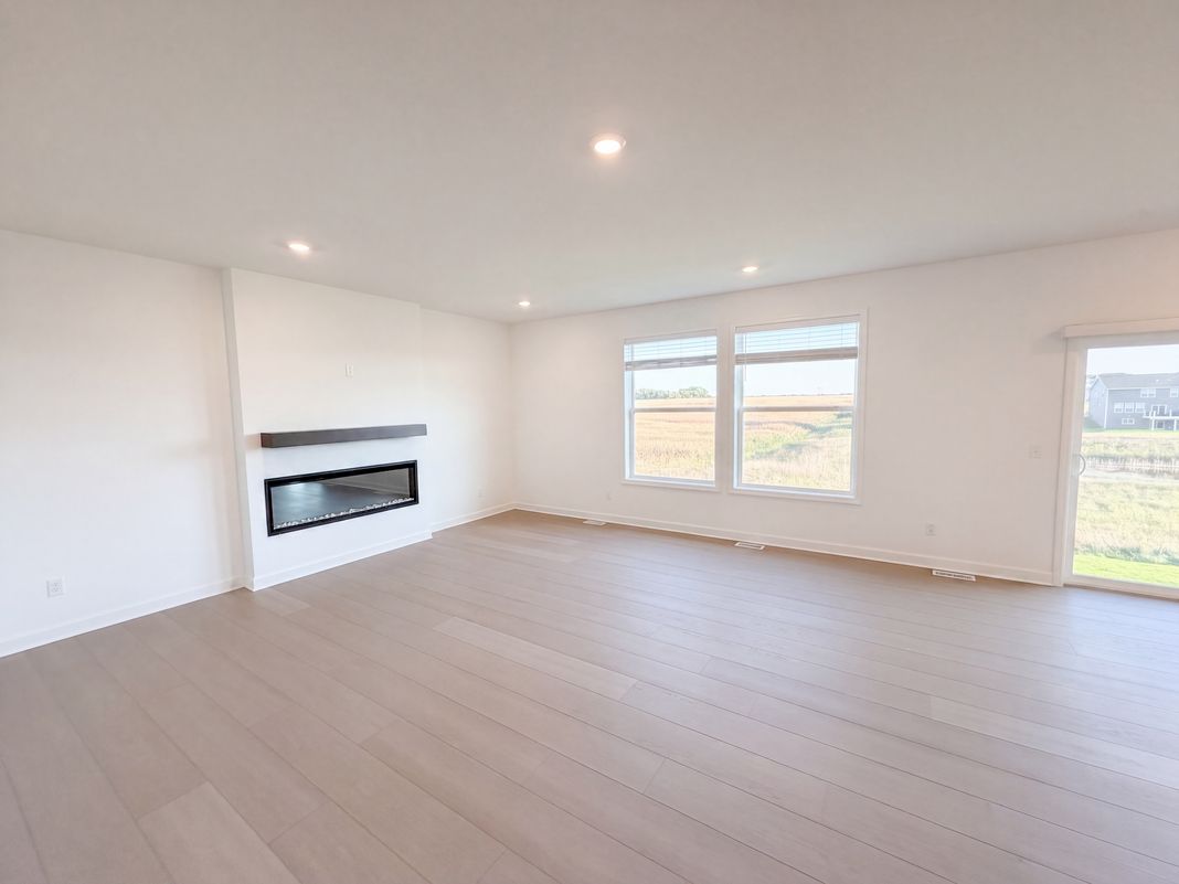 Property photo 3 of 1750 Upper 141st St E