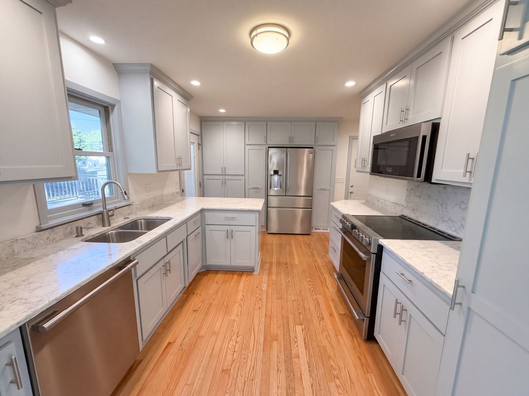 Property photo 2 of 1181 Laurie Rd W