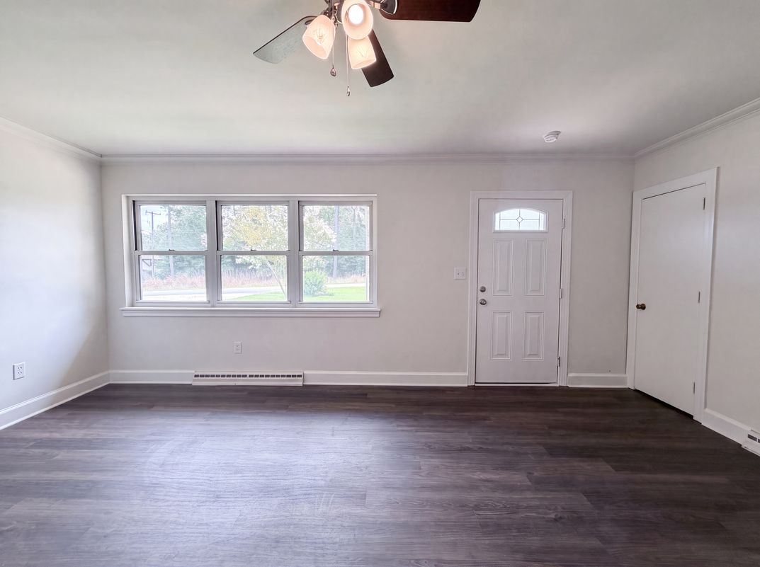 Property photo 3 of 411 Roy Eaker Rd