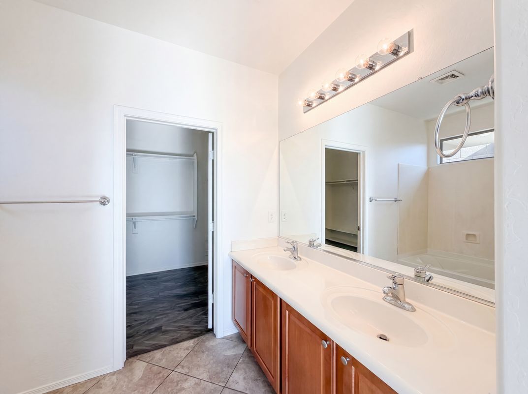 Photo 6 of 27 of 38034 N Hudson Trl, Anthem, AZ