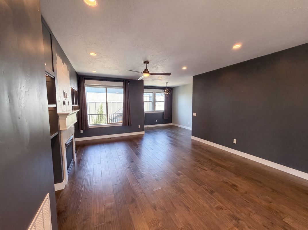 Property photo 3 of 10452 S Sage Canal Way