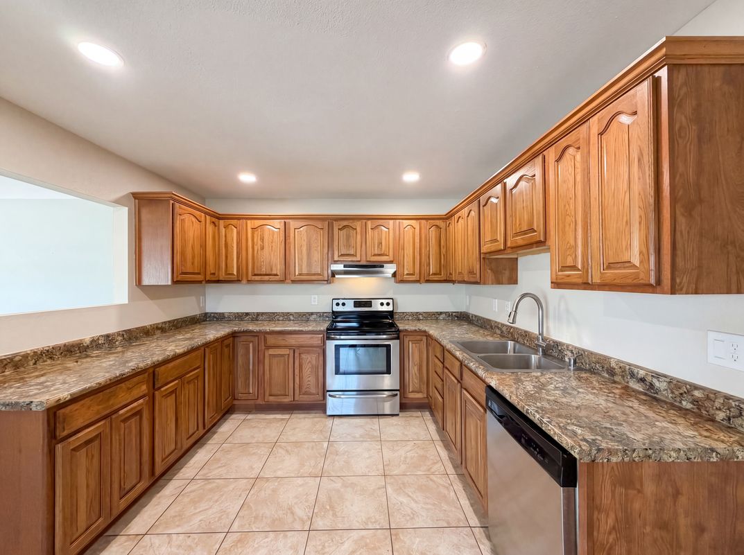 Photo 2 of 18 of 1725 N Date, Mesa, AZ