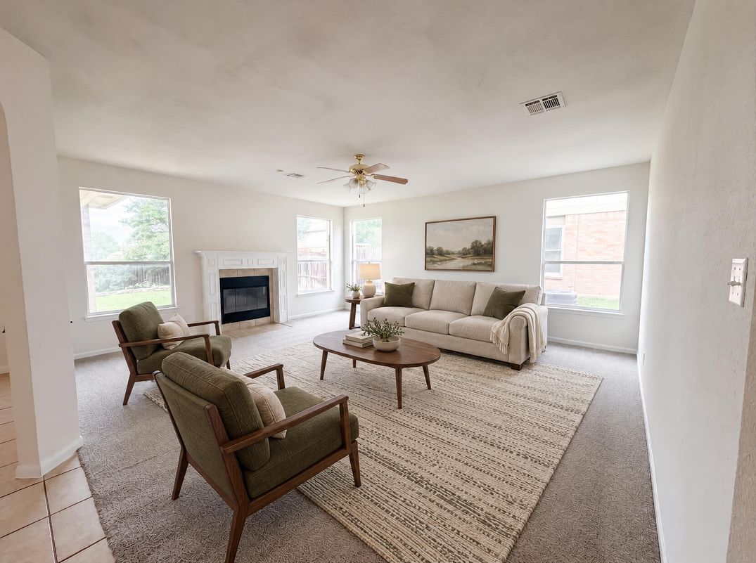 Property photo 3 of 118 W Running Wolf Trl