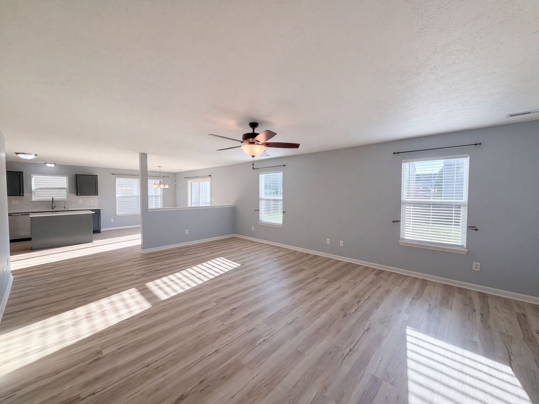 Property photo 3 of 11228 N Trapunto Ln