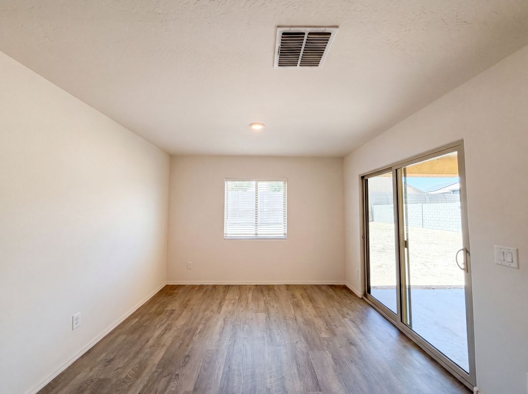 Photo 9 of 21 of 482 W Whitetail Dr, Casa Grande, AZ