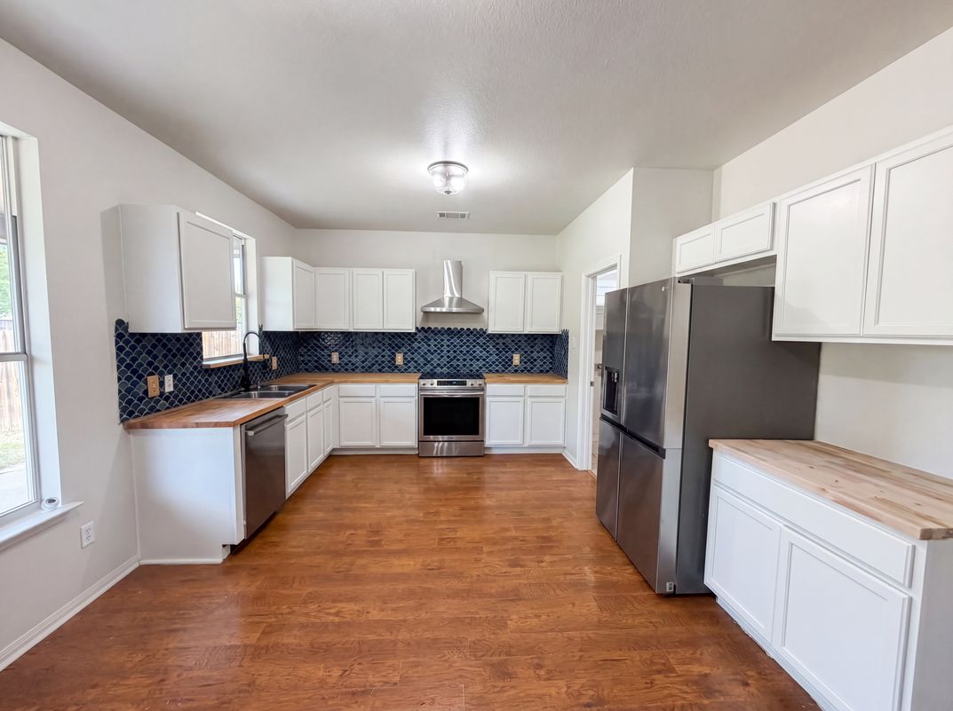 Property photo 2 of 612 Sugar Brook Dr