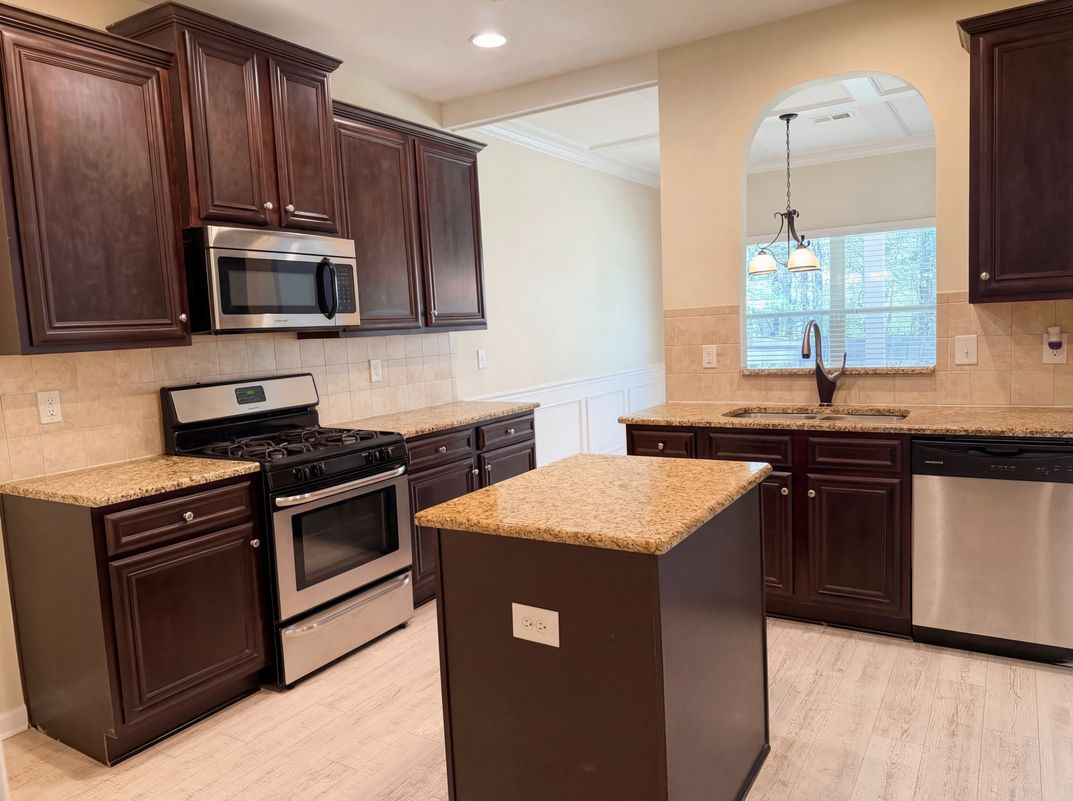 Property photo 2 of 249 Knight Valley Cir