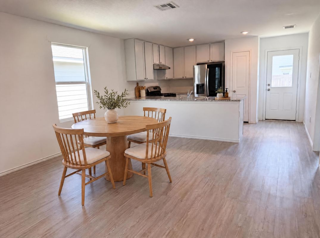 Property photo 3 of 5829 Texas Spur