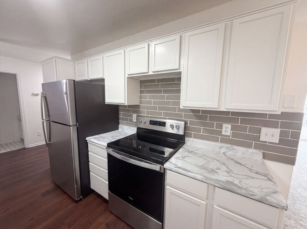 Photo 6 of 21 of 14210 Xenon St NW, Ramsey, MN