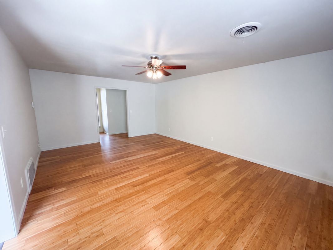Property photo 3 of 3206 Lansbrook Ct