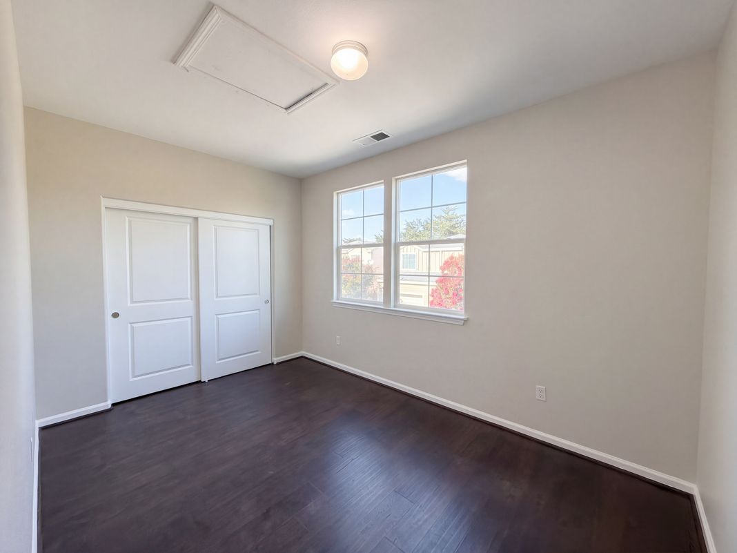 Property photo 2 of 2560 N Village Dr
