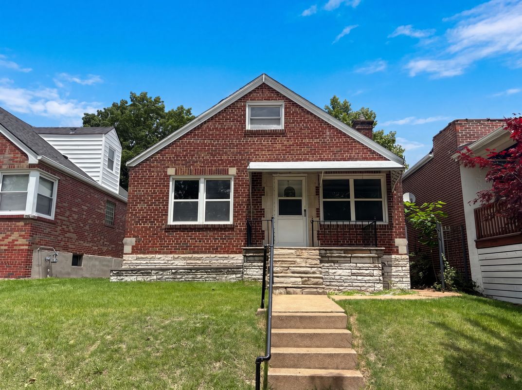 Property photo 1 of 5363 Reber Pl