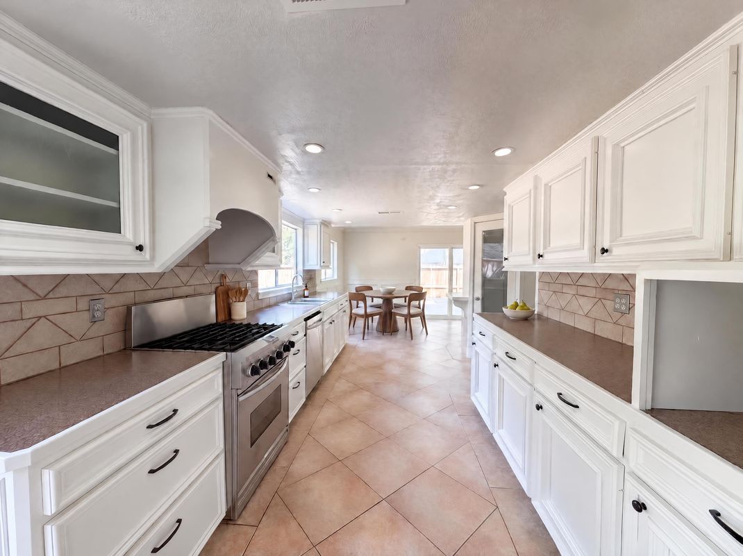 Property photo 2 of 3147 Glade Springs Dr