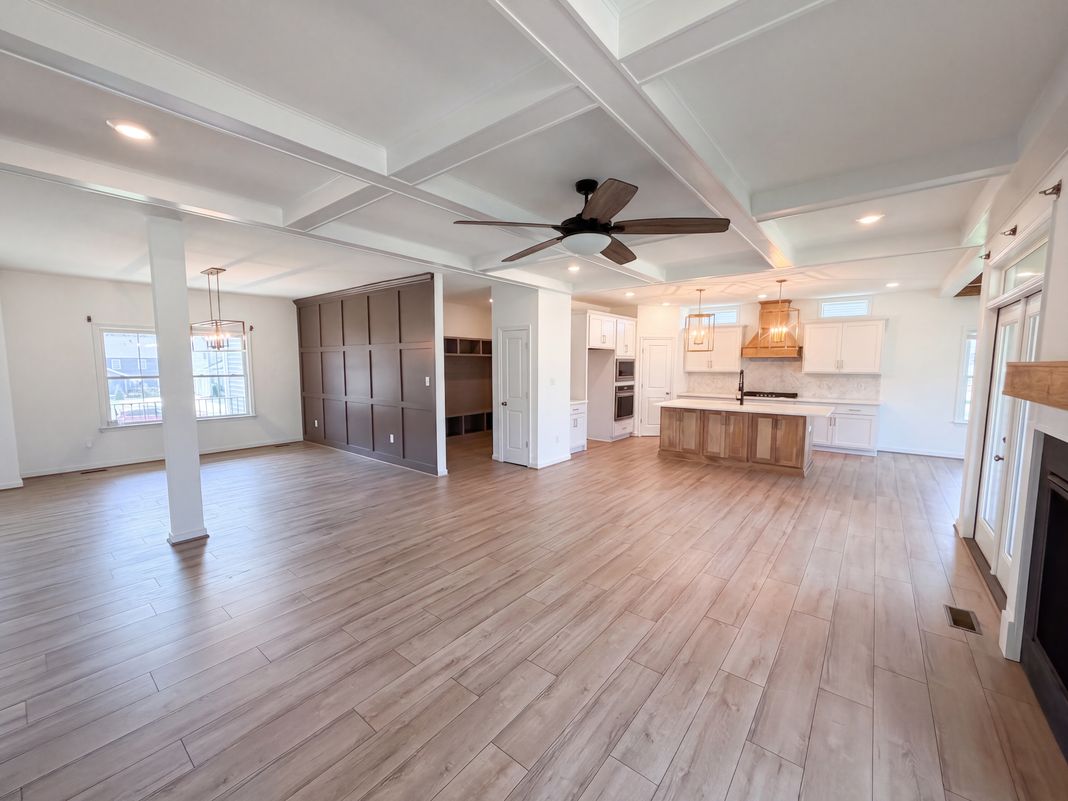 Property photo 3 of 6813 Cove Creek Ct