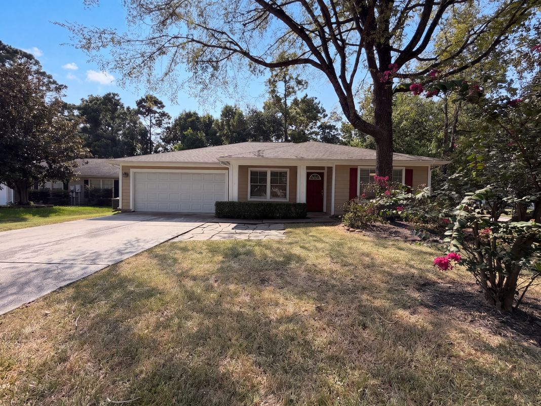 Property photo 1 of 21886 Pinewilde Ct
