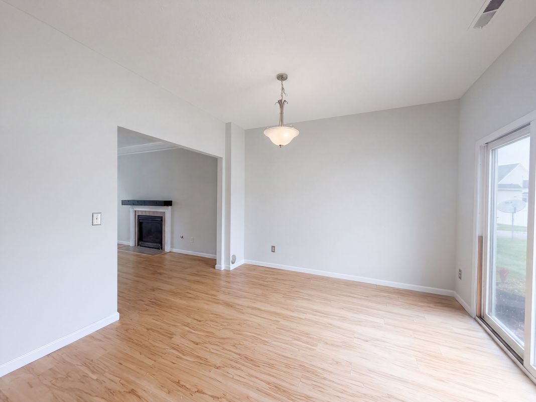 Property photo 3 of 6625 Steen St