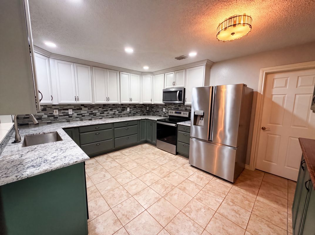 Property photo 2 of 1213 Maritime Ln