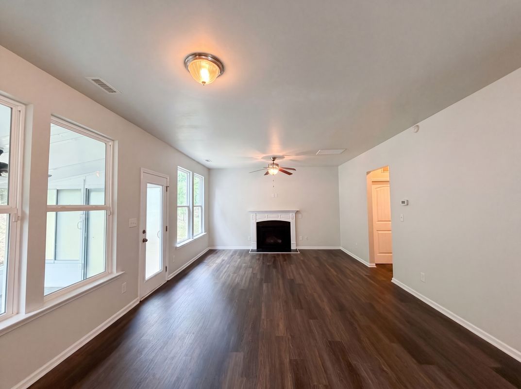 Property photo 3 of 612 Turmeric Ln