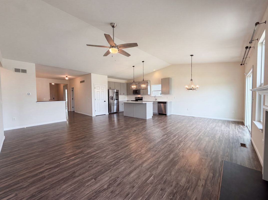 Property photo 3 of 1034 Sweet River Dr