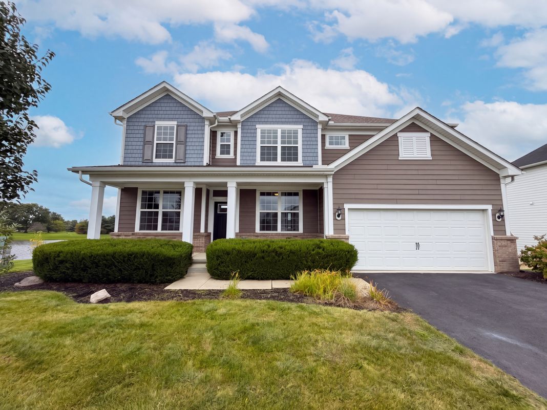 Property photo 1 of 324 Silver Fox Way